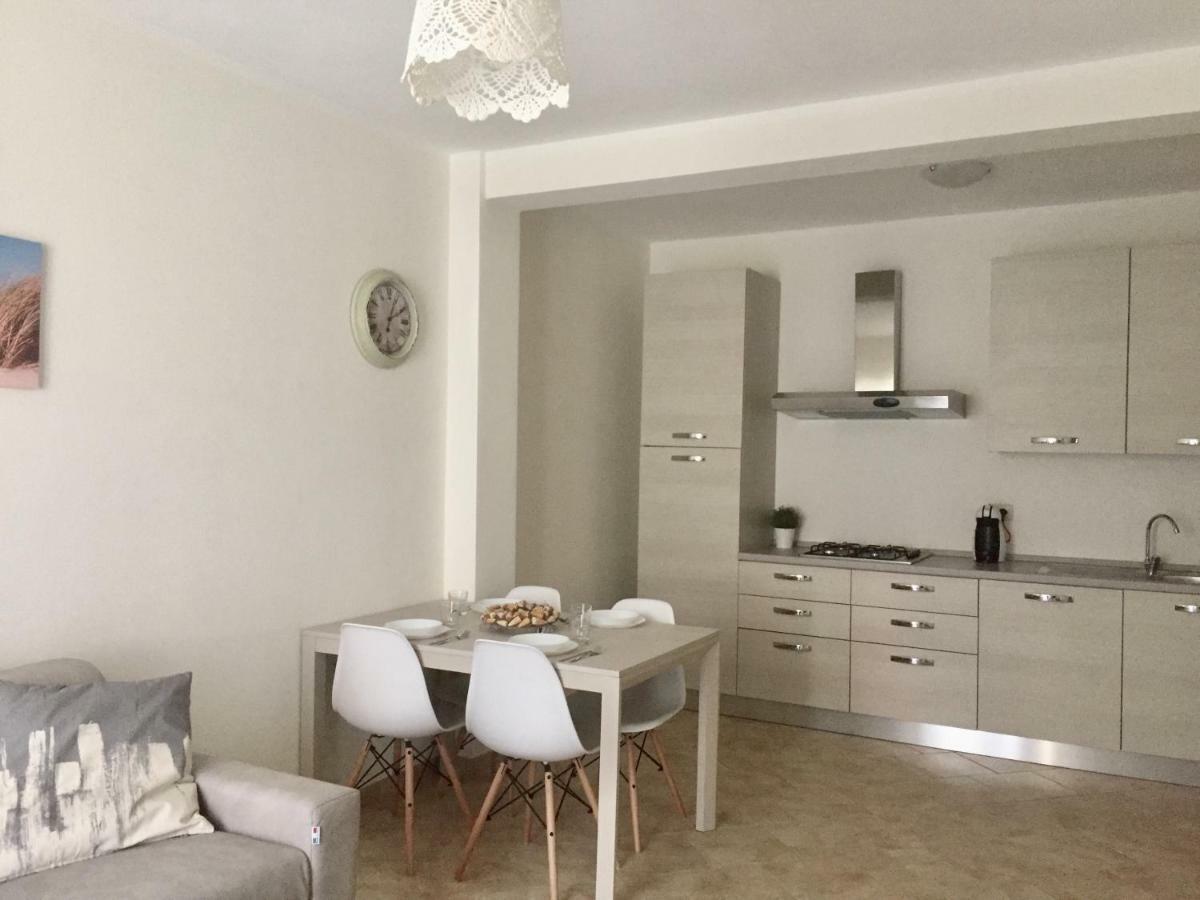 Appartement Renabianca House à Santa Teresa Gallura Extérieur photo