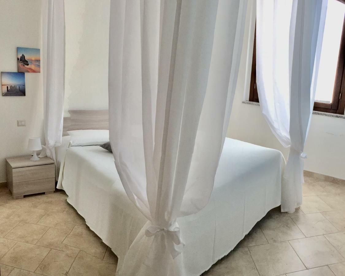 Appartement Renabianca House à Santa Teresa Gallura Extérieur photo